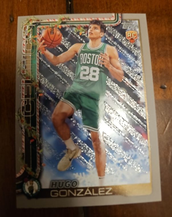 2025-26 Topps Holiday #H188 Hugo Gonzalez RC Glitter Holiday Boston Celtics — front
