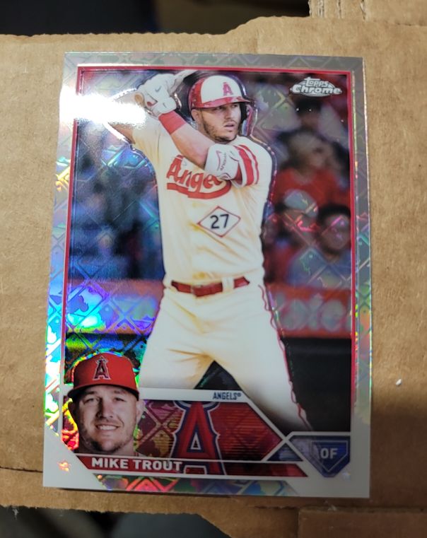 2023 Topps Chrome #27 Mike Trout — front