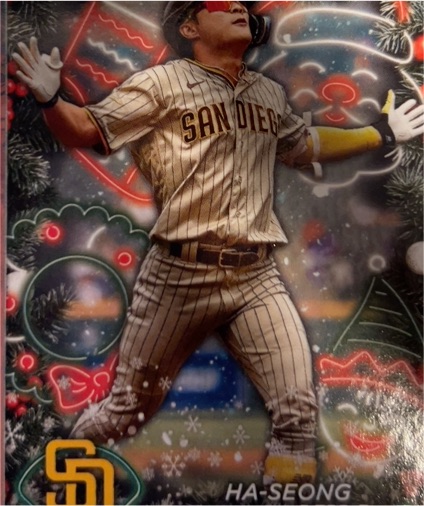 2024 Topps Holiday #H189 Ha-Seong Kim — front