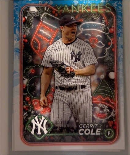 2024 Topps Holiday #H12 Gerrit Cole — front