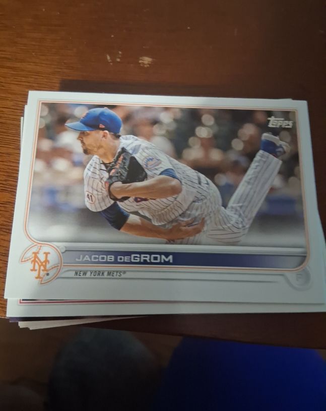 2022 Topps Series 1 #330 Jacob deGrom — front