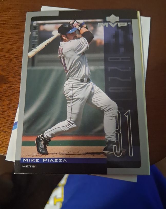 2001 Upper Deck MVP #259 Mike Piazza — front