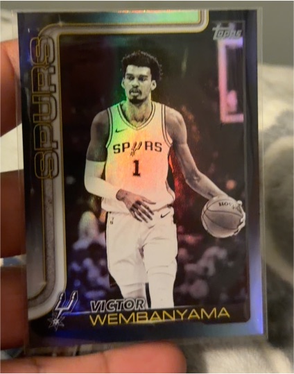 2025-26 Topps #195 Victor Wembanyama — front