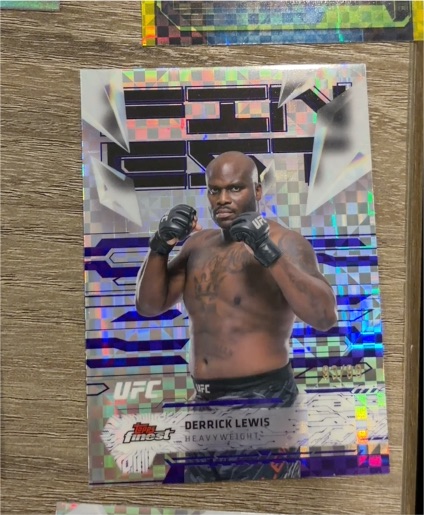 2025 Topps Finest UFC #190 Derrick Lewis — front
