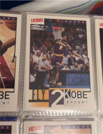 2000-01 Upper Deck Victory #281 Fly 2 Kobe Kobe Bryant — front