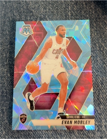 2024-25 Panini Mosaic #133 Evan Mobley — front