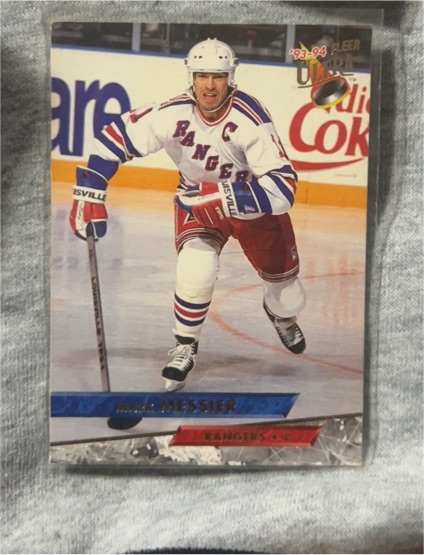 1993-94 Fleer Ultra #183 Mark Messier New York Rangers — front