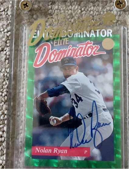 1993 Donruss Elite Dominator #10 Nolan Ryan — front