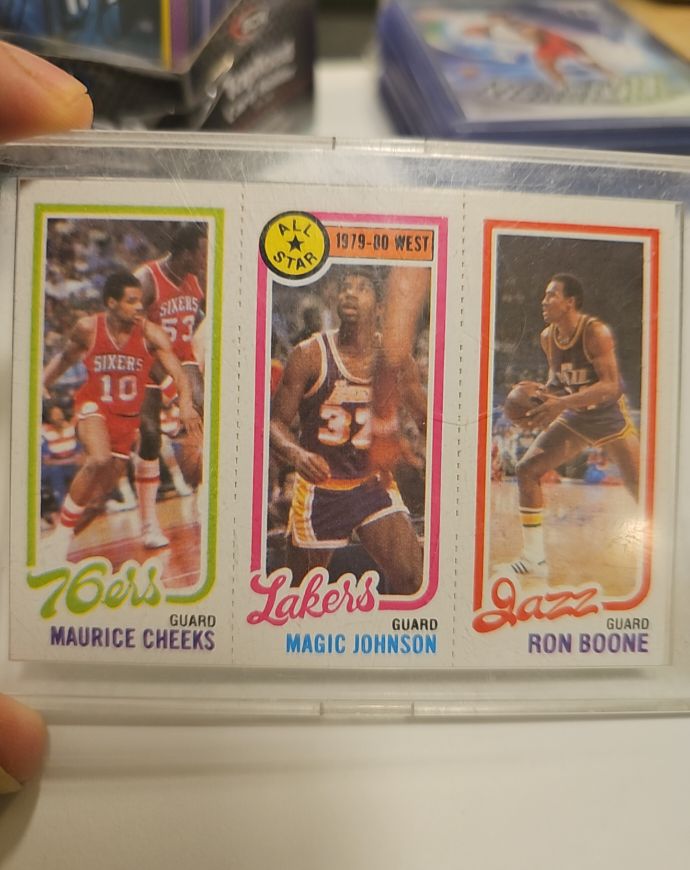 1980 Topps #18 Magic Johnson — front