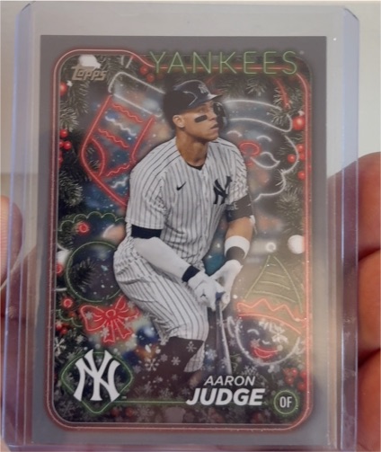 2024 Topps Holiday #H99 Aaron Judge — front