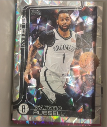 2025 Topps Holiday #H7 D'Angelo Russell — front
