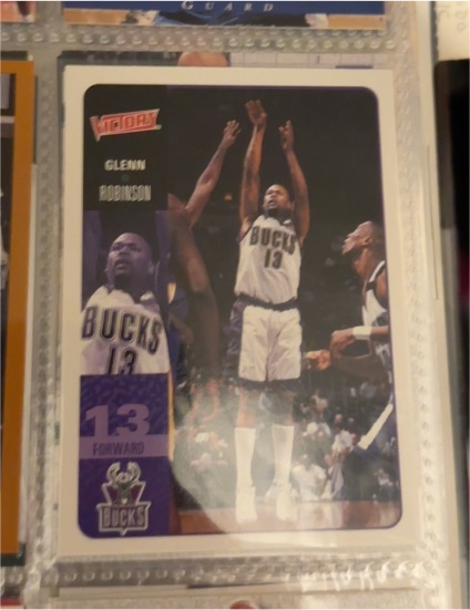 2000-01 Upper Deck Victory #13 Glenn Robinson — front