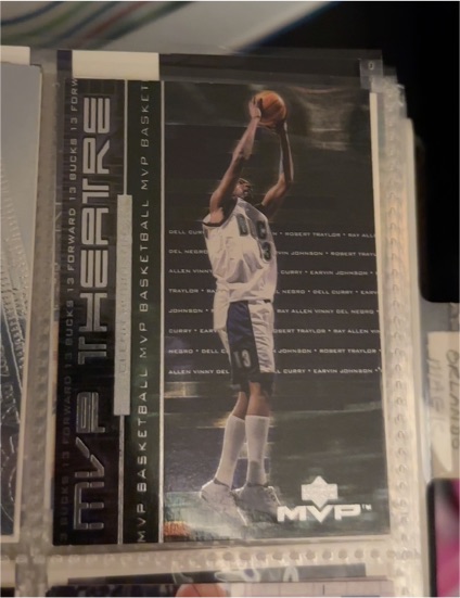1999-00 Upper Deck MVP MVP Theatre #M8 Glenn Robinson — front