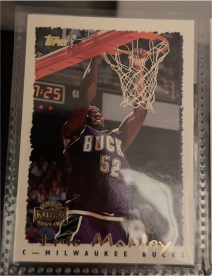 1994-95 Topps #373 Eric Mobley — front