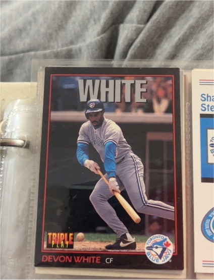 1993 Leaf Triple Play #89 Devon White — front