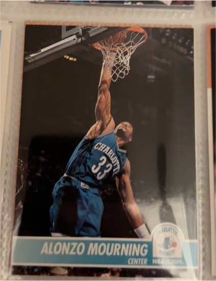 1994-95 Hoops #22 Alonzo Mourning — front