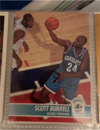 1994-95 Hoops #17 Scott Burrell — front