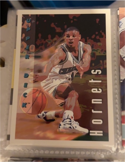 1992-93 Upper Deck #352 Muggsy Bogues — front