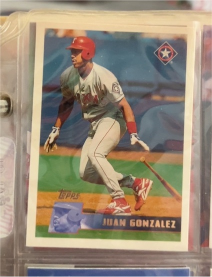 1996 Topps #325 Juan Gonzalez — front