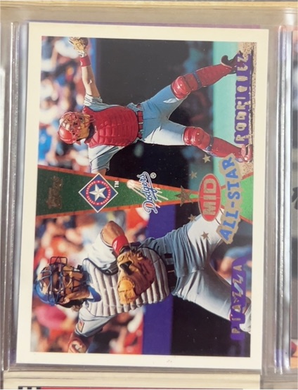 1995 Topps Traded #163 Ivan Rodriguez / Mike Piazza — front