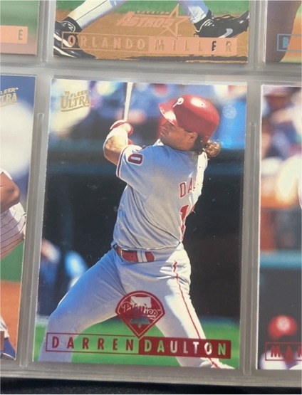 1995 Fleer Ultra #417 Darren Daulton — front
