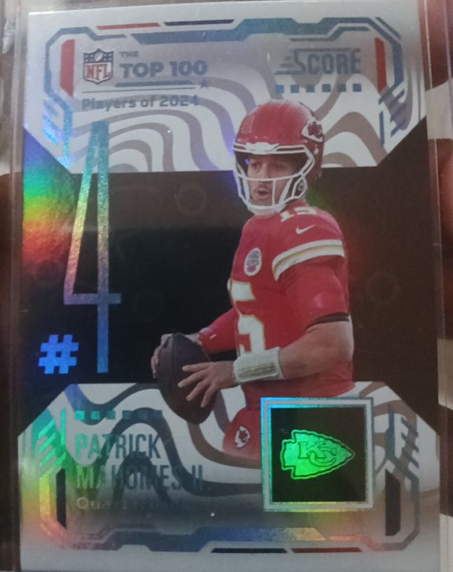2025 Panini Score #4 Patrick Mahomes II — front