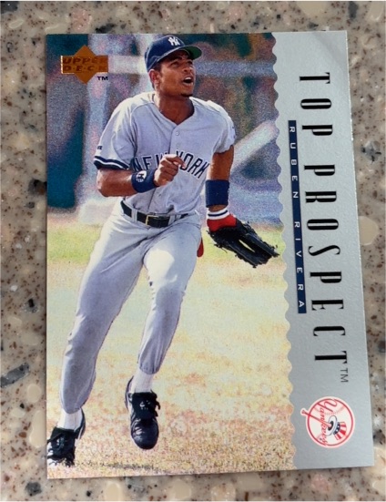 1995 Upper Deck #1 Ruben Rivera — front