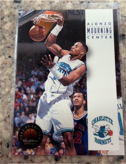 1993-94 SkyBox Premium #40 Alonzo Mourning — front