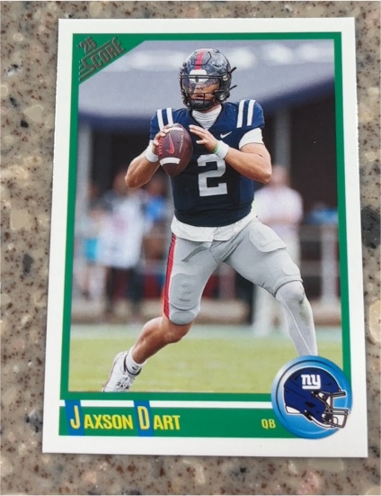 2025 Panini Score #9 Jaxson Dart — front