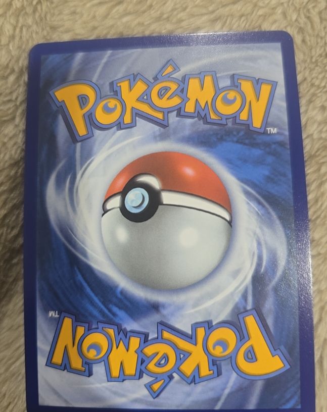 1999 Pokémon Base Set #58 Poké Ball — front