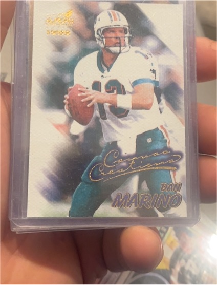 1999 Pacific Aurora Canvas Creations #6 Dan Marino — front