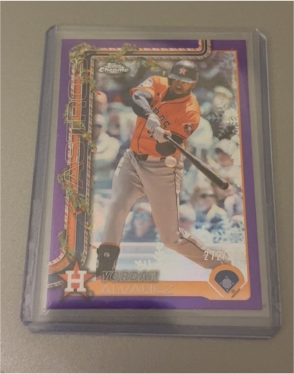 2025 Topps Holiday #HC44 Yordan Alvarez — front