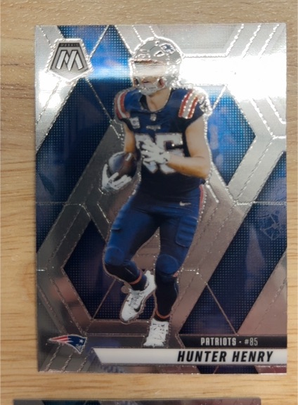 2025 Panini Mosaic #79 Hunter Henry — front