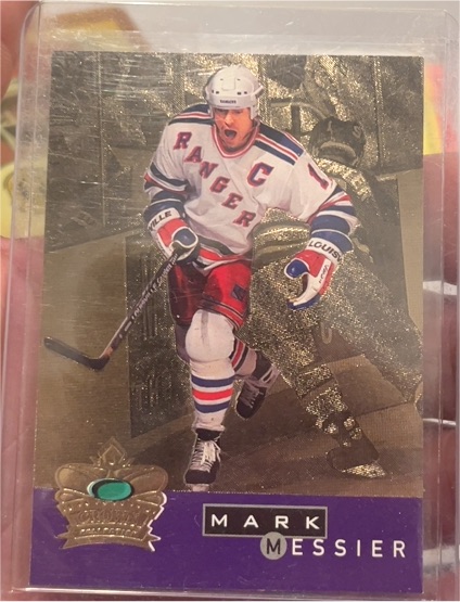 1995-96 Parkhurst International #7 Mark Messier — front
