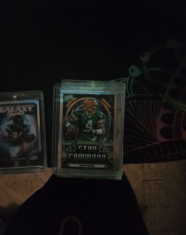 2024 Topps Cosmic Chrome Star Command #SC-4 Brett Favre — front