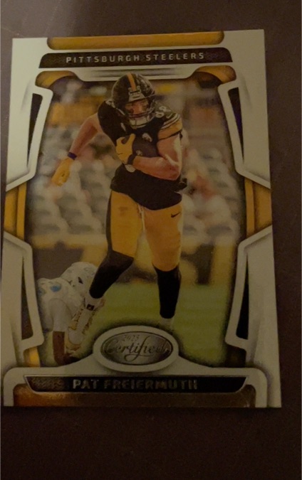 2025 Panini Certified Pat Freiermuth — front
