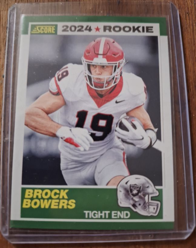 2024 Score 35th Anniversary Rookie #10 Brock Bowers — front
