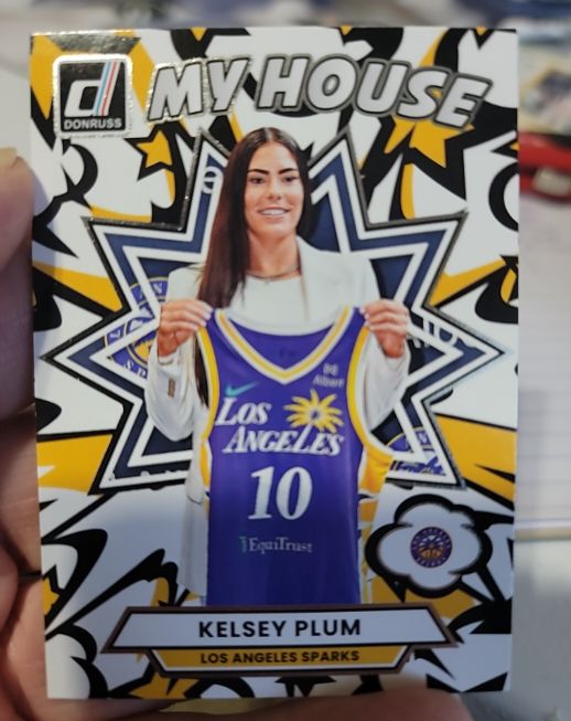 2025 Donruss WNBA #17 Kelsey Plum My House — front