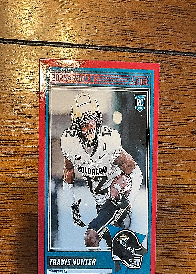 2025 Panini Score #20 Travis Hunter — front