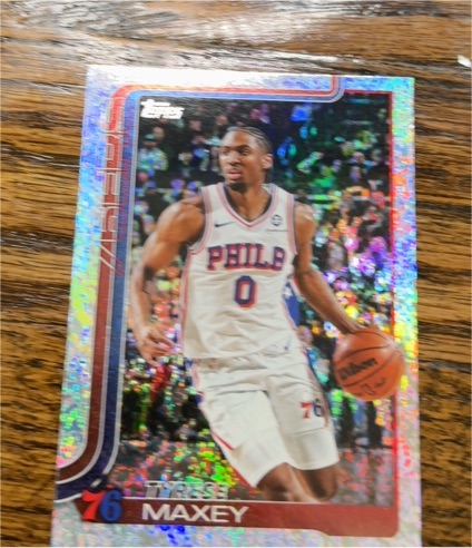 2025-26 Topps #21 Tyrese Maxey — front