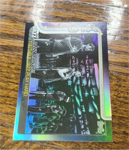 2025-26 Topps #290 Jazz Dance!: Youthful Jazz Play Hard — front