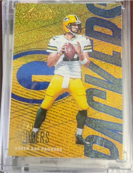 2018 Panini Absolute #35 Aaron Rodgers — front