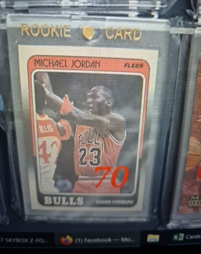 1986 Fleer #70 Michael Jordan — front