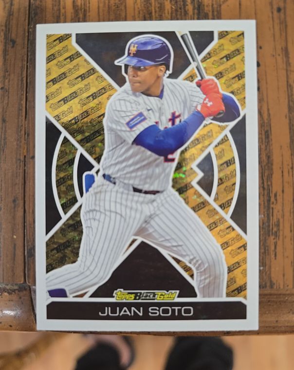 2025 Topps Update Black Gold #BG-22 Juan Soto — front