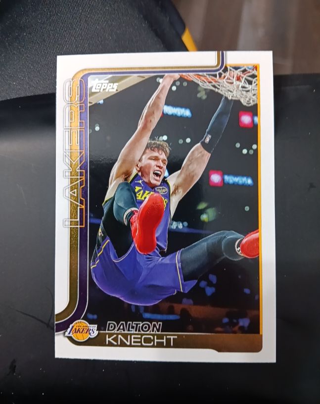 2025-26 Topps Basketball #153 Dalton Knecht — front