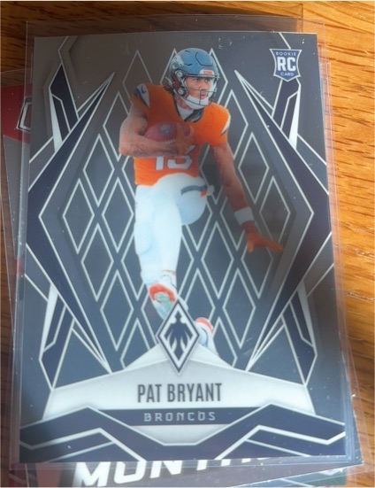 2025 Panini Phoenix #184 Pat Bryant — front