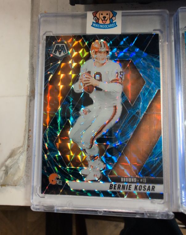 1999 Panini Mosaic #19 Bernie Kosar — front