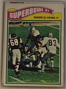 1977 Topps #528 Super Bowl XI Raiders vs Vikings — front