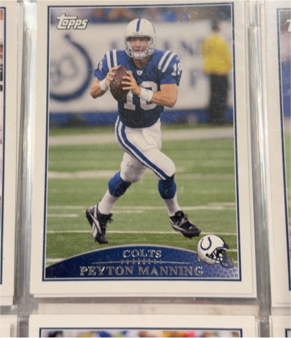 2009 Topps #10 Peyton Manning — front