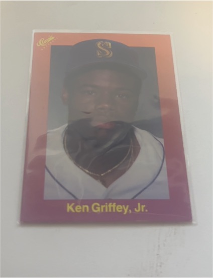 1989 Classic Travel Orange #131 Ken Griffey Jr. — front